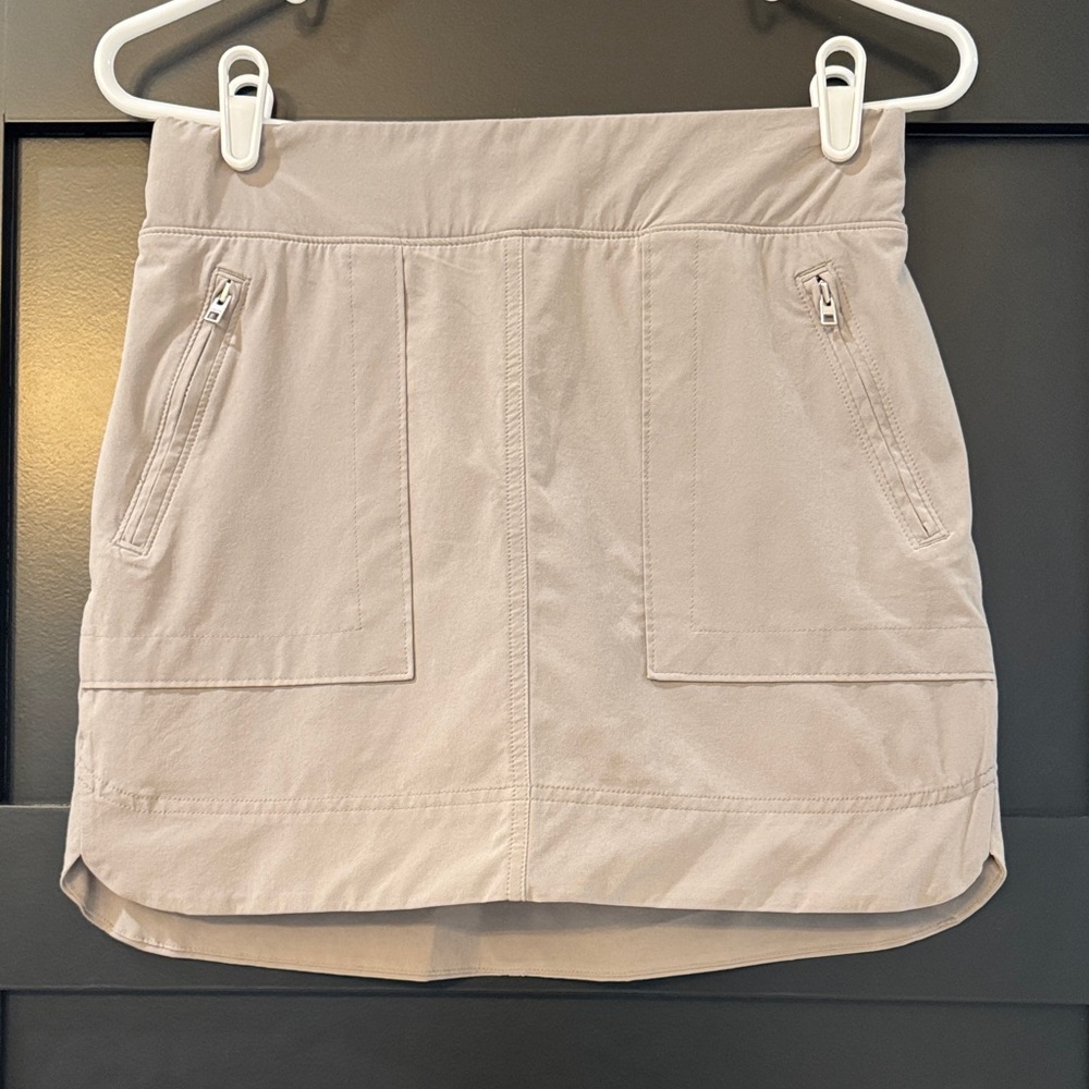 Athleta Khaki Gray Skort with Zipper Details and Built-in Briefs.